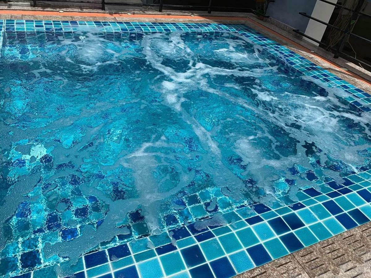 Trio Gems Condo Pattaya, Thailand Jomtien Beach Esterno foto